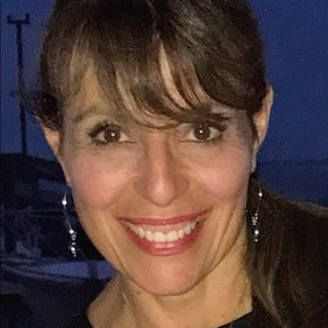 Meet your Posher, Mariana